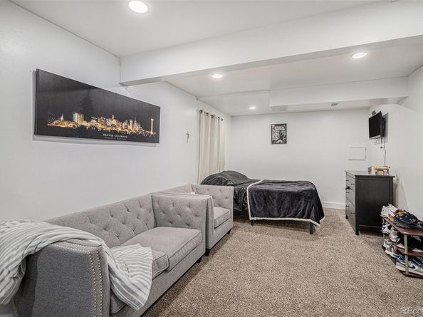 2644 S Pagosa Way, Aurora CO 80013