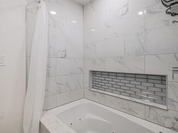 2644 S Pagosa Way, Aurora CO 80013