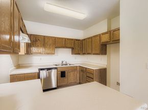 3261 S Waco Court B, Aurora CO 80013