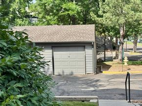 2575 S Syracuse Way F301, Denver CO 80231