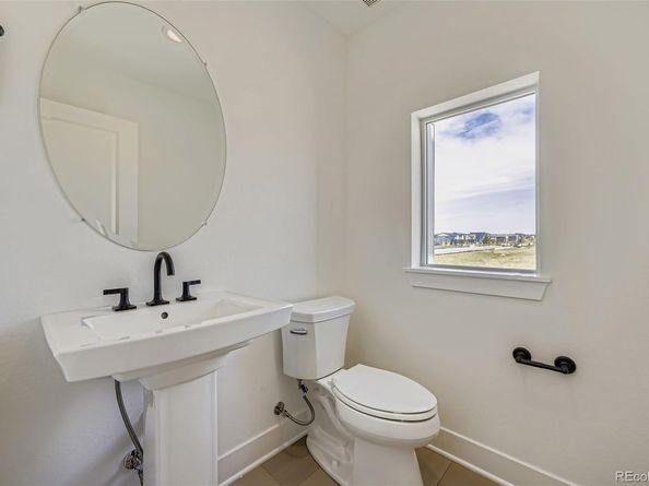 6275 N Kirk Street, Aurora CO 80019