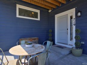 719 Robert Street, Longmont CO 80503