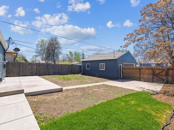 2285 Fulton Street, Aurora CO 80010