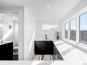 872 S Vine Street, Denver CO 80209