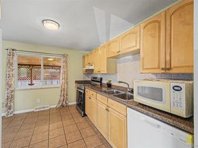 933 Newcombe Street, Lakewood CO 80215