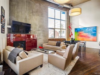 1050 Cherokee Street