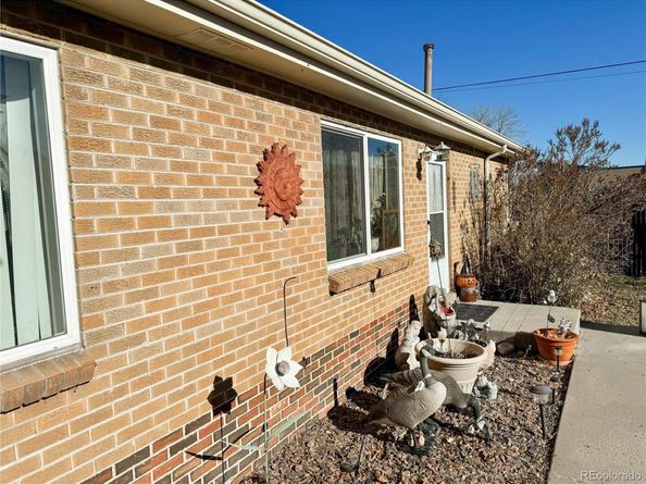1690 Yukon Street, Lakewood CO 80214