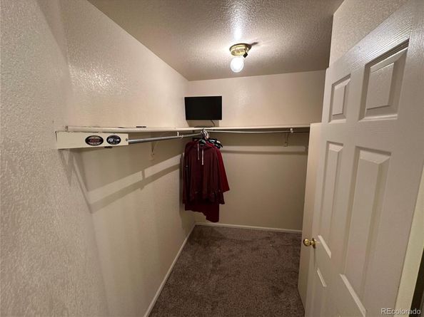 2033 Espana Way, Aurora CO 80011
