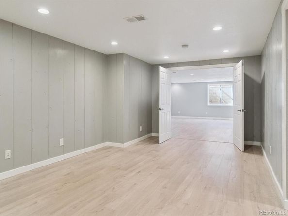 6587 S Helena Street, Centennial CO 80016