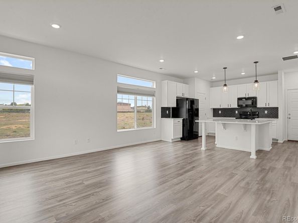 17852 E 103rd Avenue, Commerce City CO 80022
