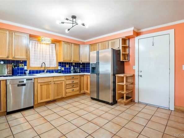 1852 Gay Street, Longmont CO 80501