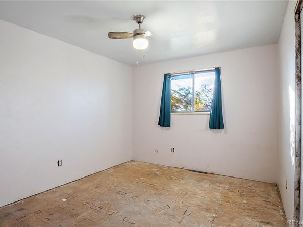 1852 Gay Street, Longmont CO 80501