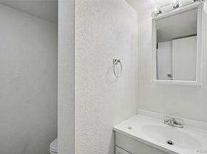 Undisclosed Address #6524003, Aurora CO 80013