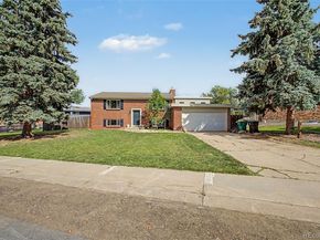 660 S Arbutus Street, Lakewood CO 80228