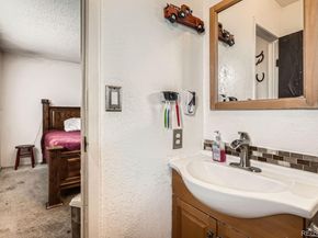 1977 Altura Boulevard, Aurora CO 80011