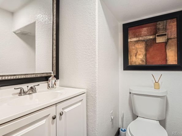1977 Altura Boulevard, Aurora CO 80011