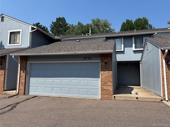 2752 S Lansing Way