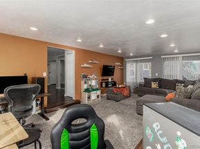 Undisclosed Address #6130699, Aurora CO 80010