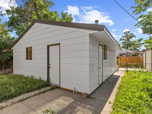 1732 Lansing Street, Aurora CO 80010