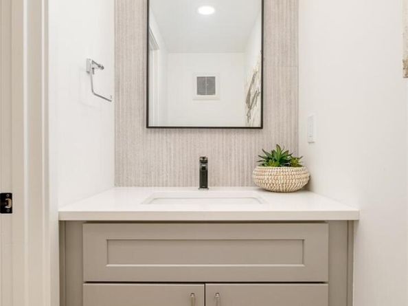 277 S Jackson Street, Denver CO 80209