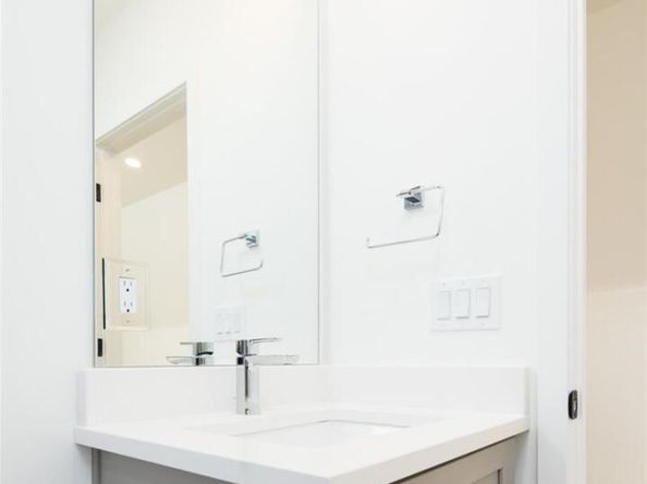 277 S Jackson Street, Denver CO 80209