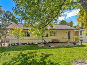 1135 S Wright Street, Lakewood CO 80228