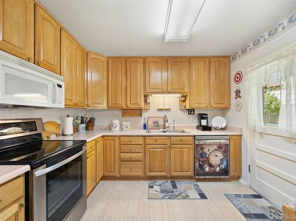 1135 S Wright Street, Lakewood CO 80228