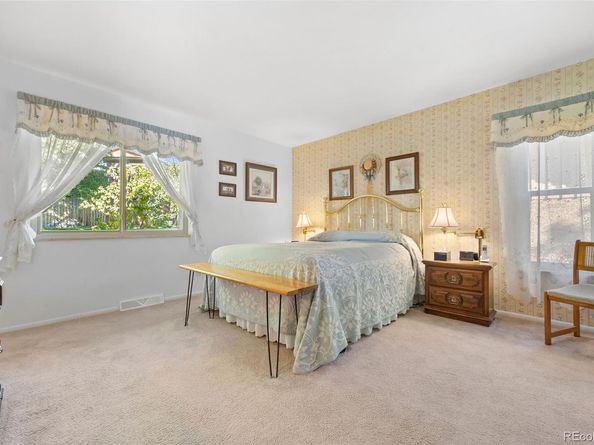 1135 S Wright Street, Lakewood CO 80228