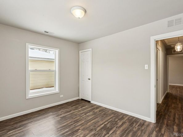 1680 Newark Street, Aurora CO 80010