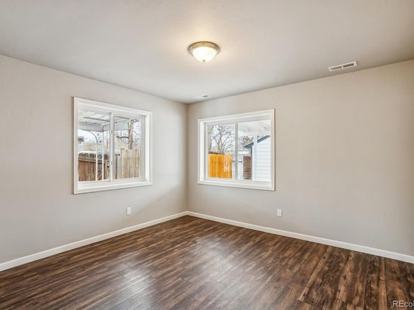 1680 Newark Street, Aurora CO 80010