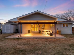 6879 S Roslyn Circle, Centennial CO 80112