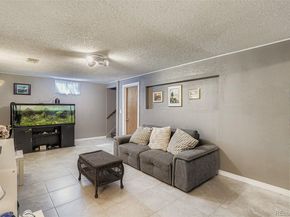 Undisclosed Address #1666260, Denver CO 80219