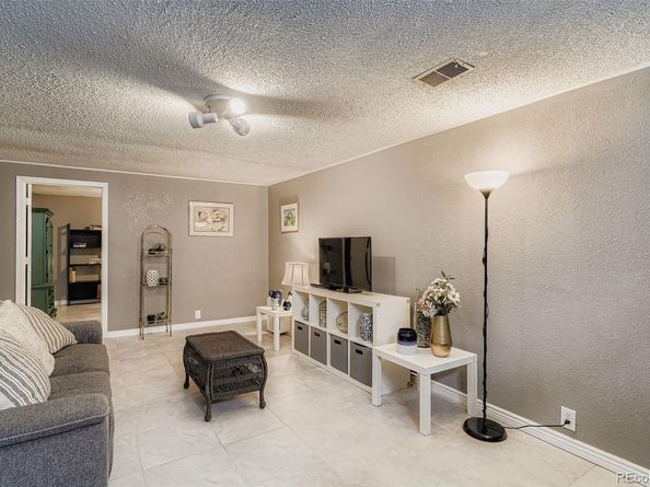 Undisclosed Address #1666260, Denver CO 80219