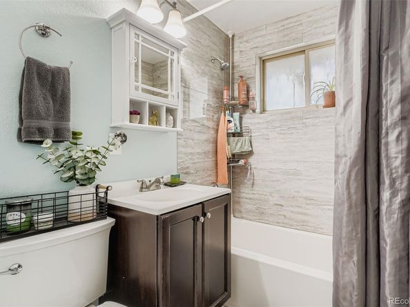 Undisclosed Address #1666260, Denver CO 80219