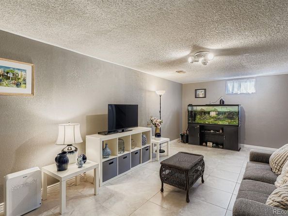 Undisclosed Address #1666260, Denver CO 80219
