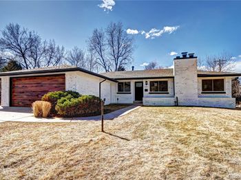 507 S Pontiac Way