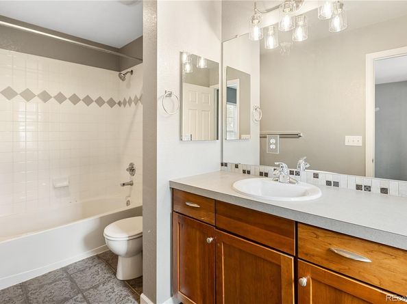 8725 E 25th Avenue, Denver CO 80238