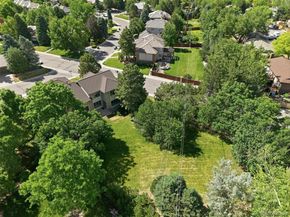 1934 S Parfet Drive, Lakewood CO 80227
