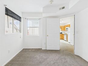 960 S Dawson Way 18, Aurora CO 80012