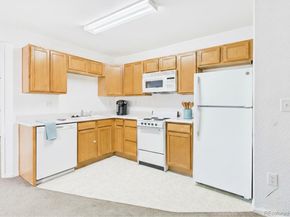 960 S Dawson Way 18, Aurora CO 80012