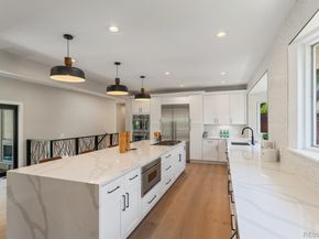 2552 E Alameda Avenue 92, Denver CO 80209