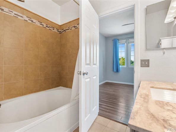 8944 Fox Drive 6202, Denver CO 80260