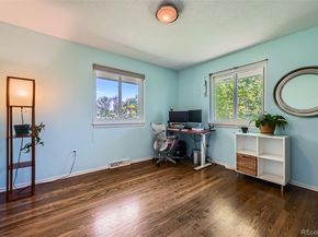 305 Cottonwood Court, Longmont CO 80501