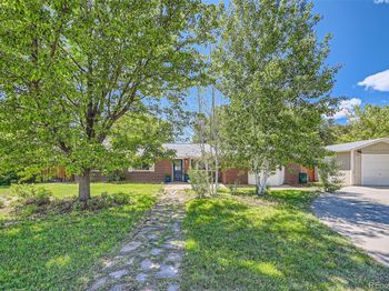 305 Cottonwood Court