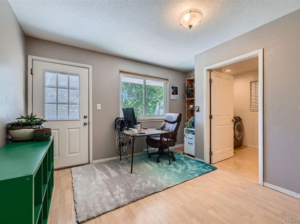 305 Cottonwood Court, Longmont CO 80501
