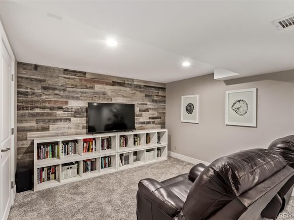 1822 S Robb Street, Lakewood CO 80232