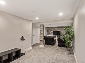 1822 S Robb Street, Lakewood CO 80232