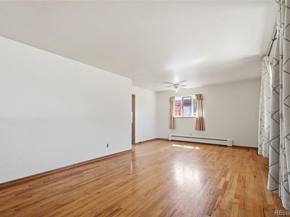 1570 S Clermont Street, Denver CO 80222
