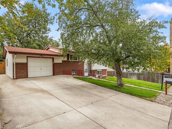 958 S Routt Court, Lakewood CO 80226