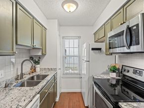 2301 E Fremont Avenue U01, Centennial CO 80122
